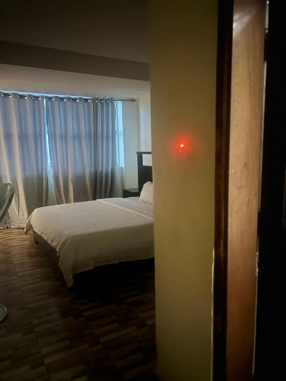 Royal Hotel Apartments Kampala Pokój zdjęcie