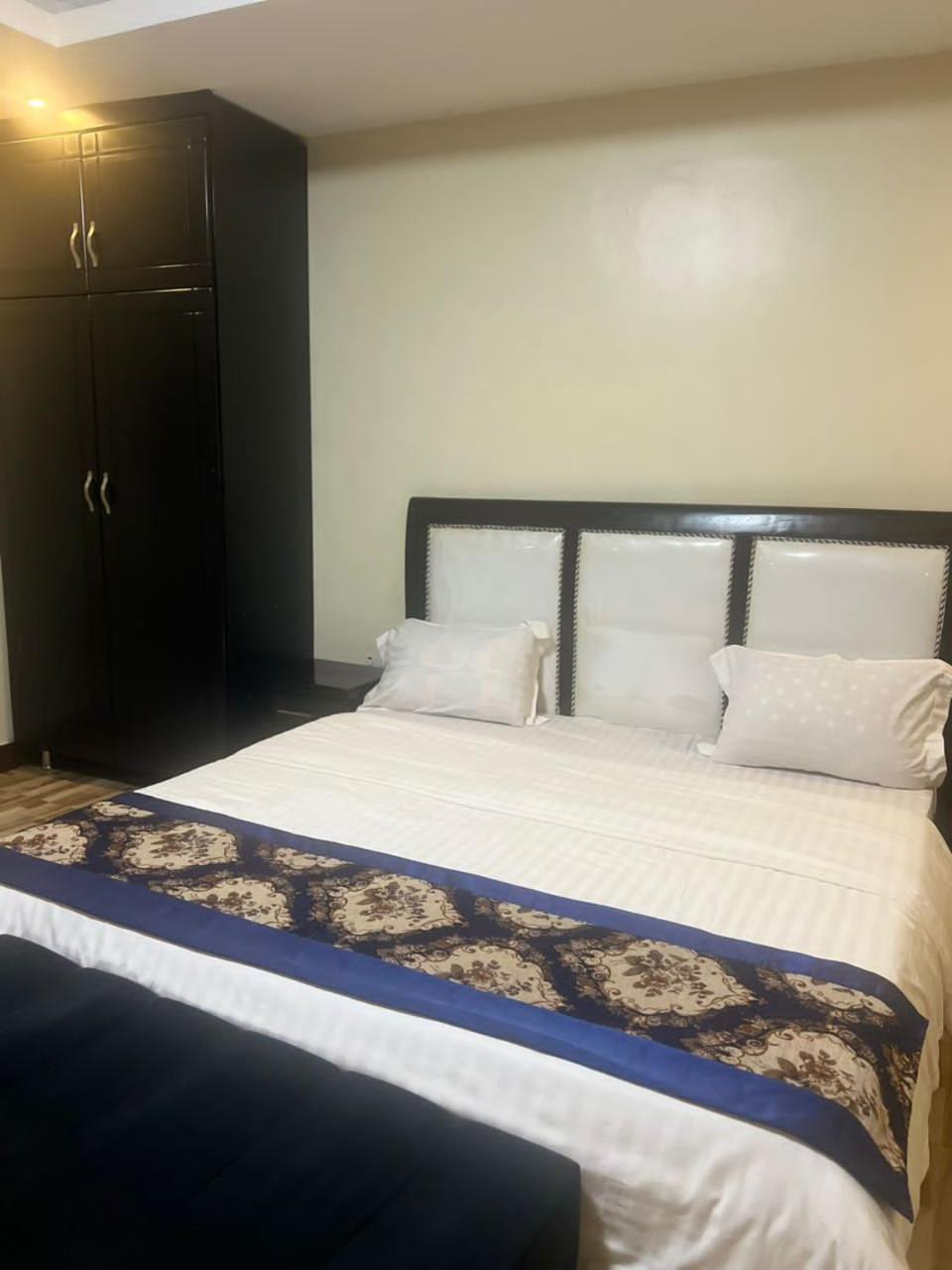 Royal Hotel Apartments Kampala Zewnętrze zdjęcie
