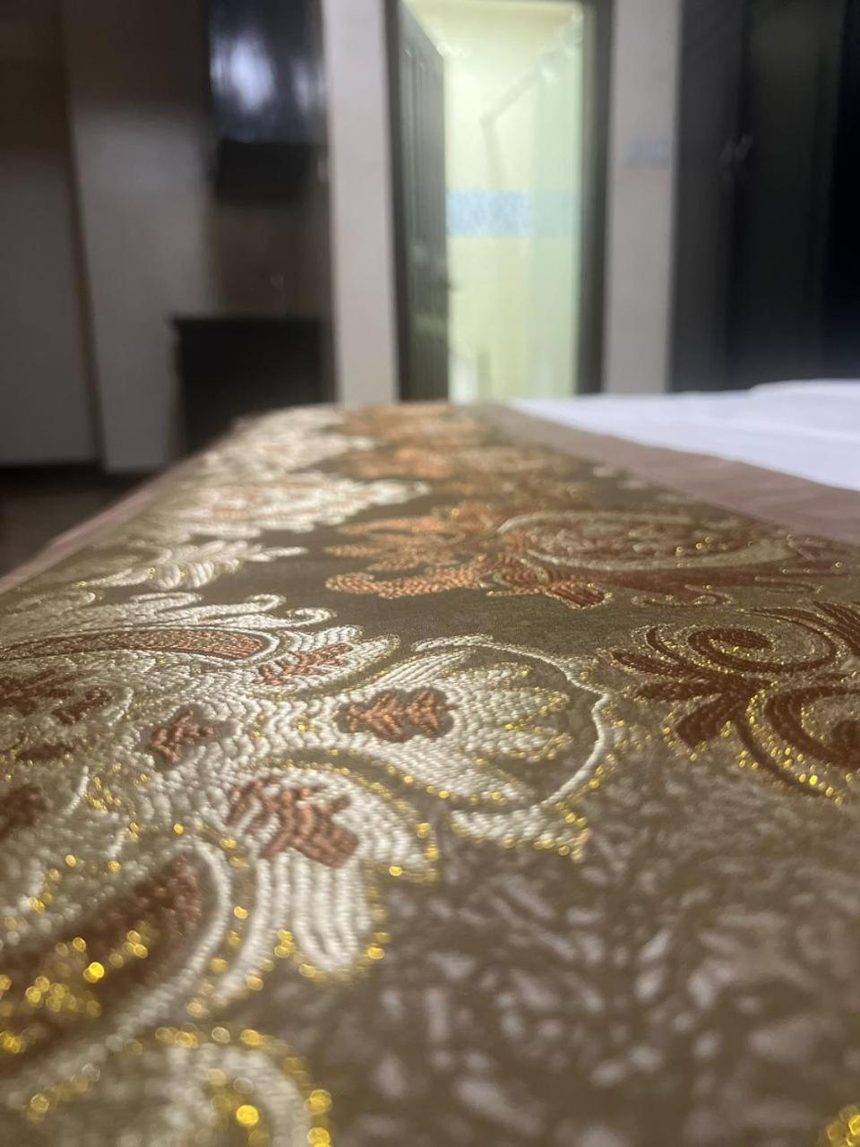 Royal Hotel Apartments Kampala Zewnętrze zdjęcie