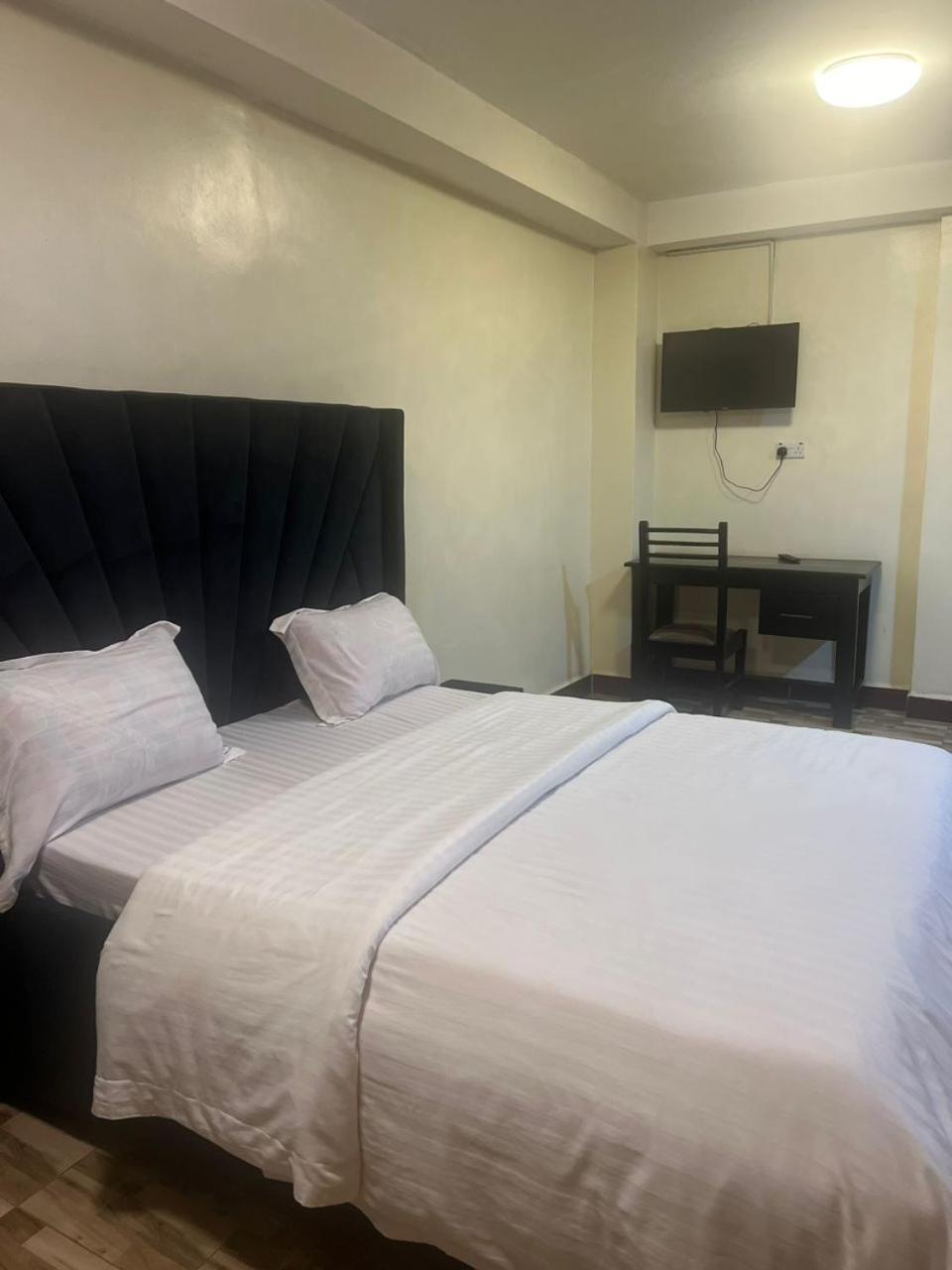 Royal Hotel Apartments Kampala Zewnętrze zdjęcie
