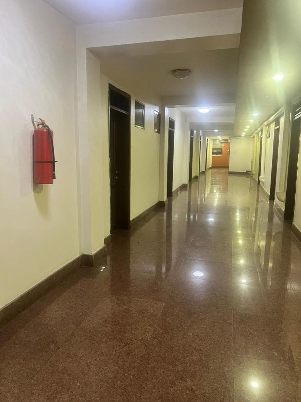 Royal Hotel Apartments Kampala Zewnętrze zdjęcie