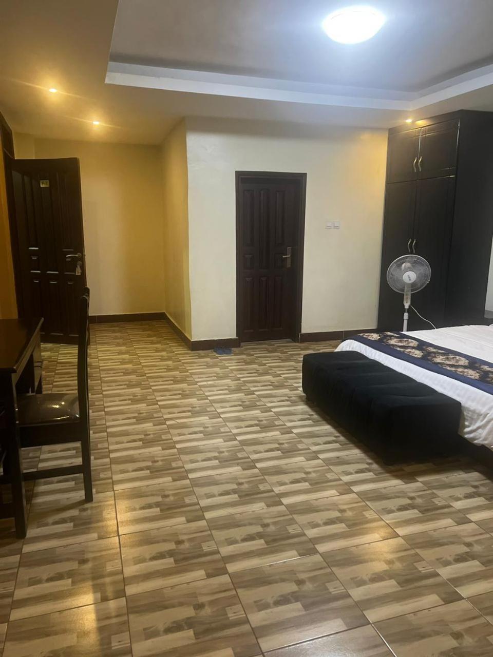 Royal Hotel Apartments Kampala Zewnętrze zdjęcie