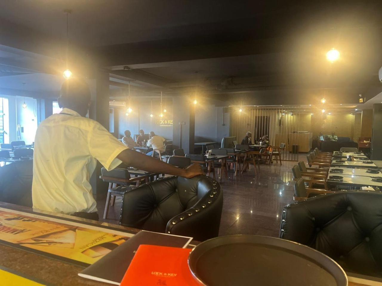 Royal Hotel Apartments Kampala Zewnętrze zdjęcie